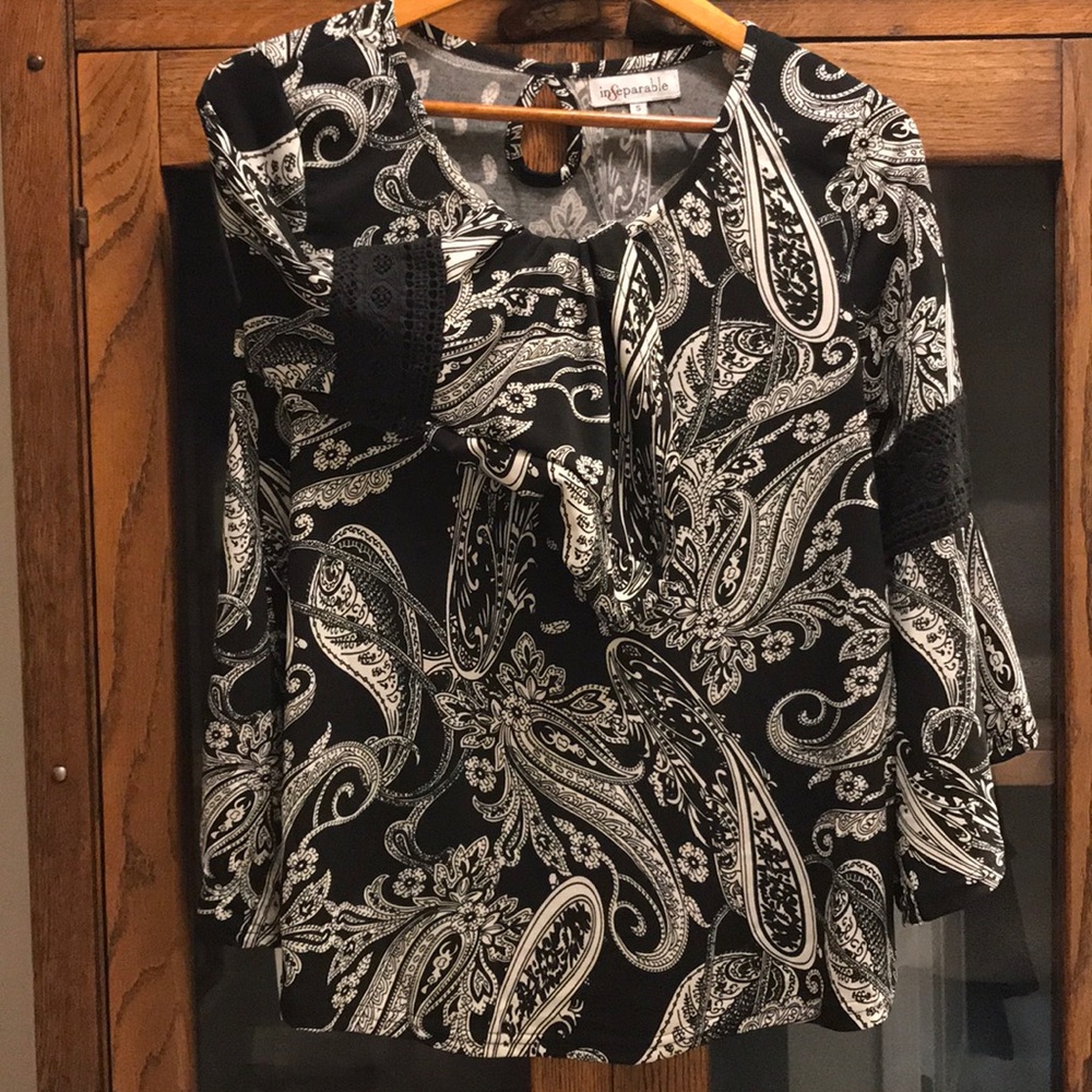 Inseparable black and white print blouse